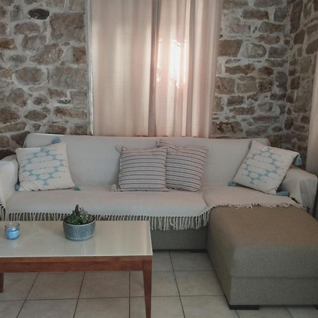 Το Πέτρινο Appartement Aitoliko Kamer foto